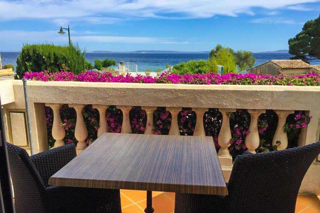 Hotel Beau Soleil Le Lavandou Εξωτερικό φωτογραφία
