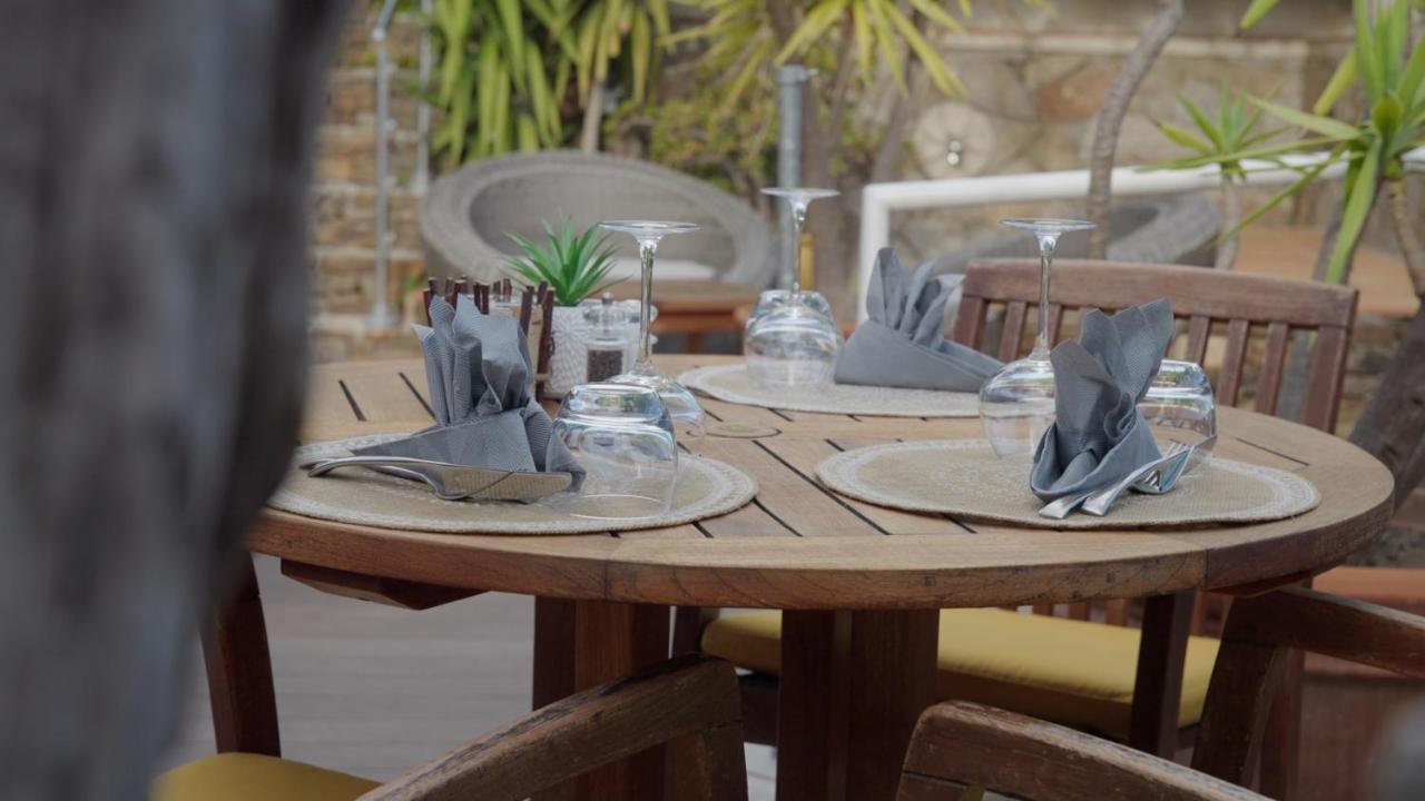 Hotel Beau Soleil Le Lavandou Εξωτερικό φωτογραφία