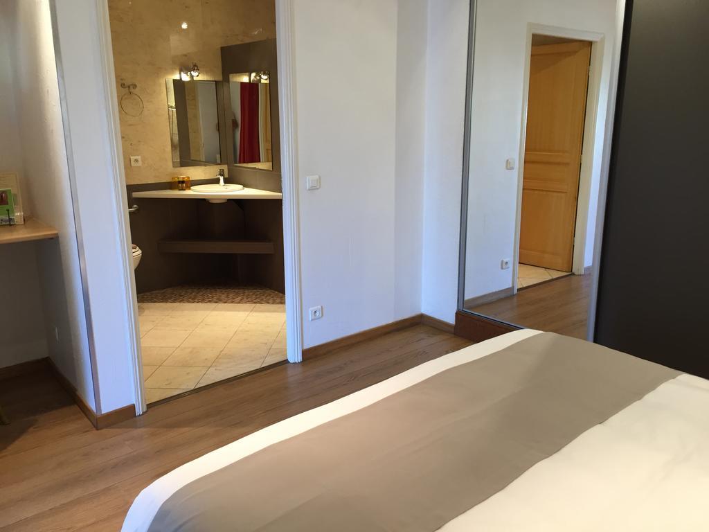Hotel Beau Soleil Le Lavandou Εξωτερικό φωτογραφία